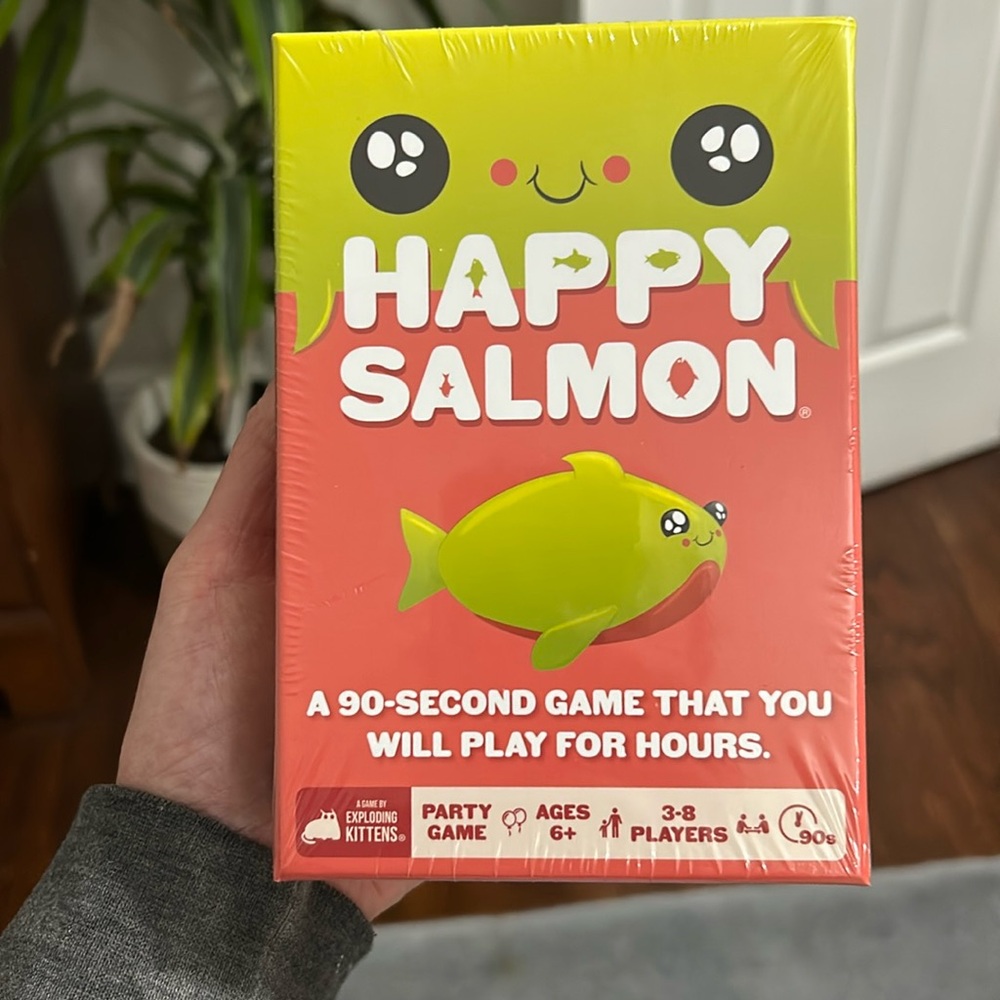 Happy Salmon party game ages 6+ 3-8 players NIB